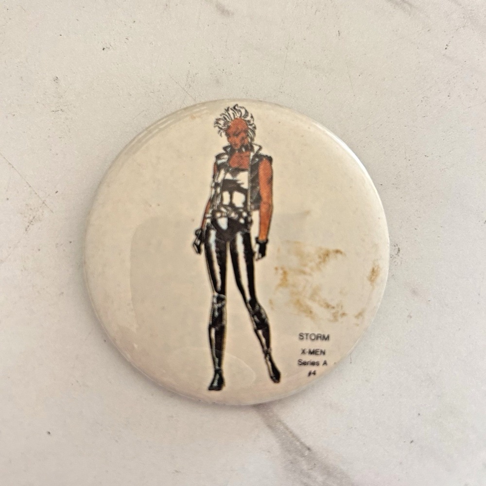 Heroes‎ & Villians Marvel Buttons Badge Pin Vintage 1986 Storm X-Men Series A